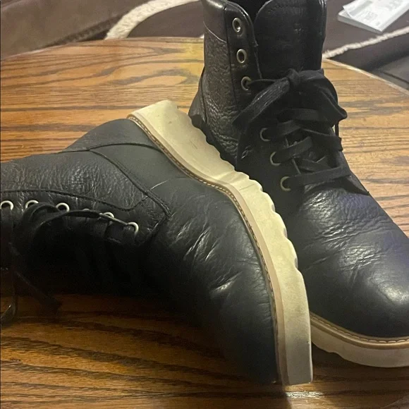 COLE HAAN Woodbury Black Leather Men's Boots Size 9M Retail $250 - Picture 5 of 8